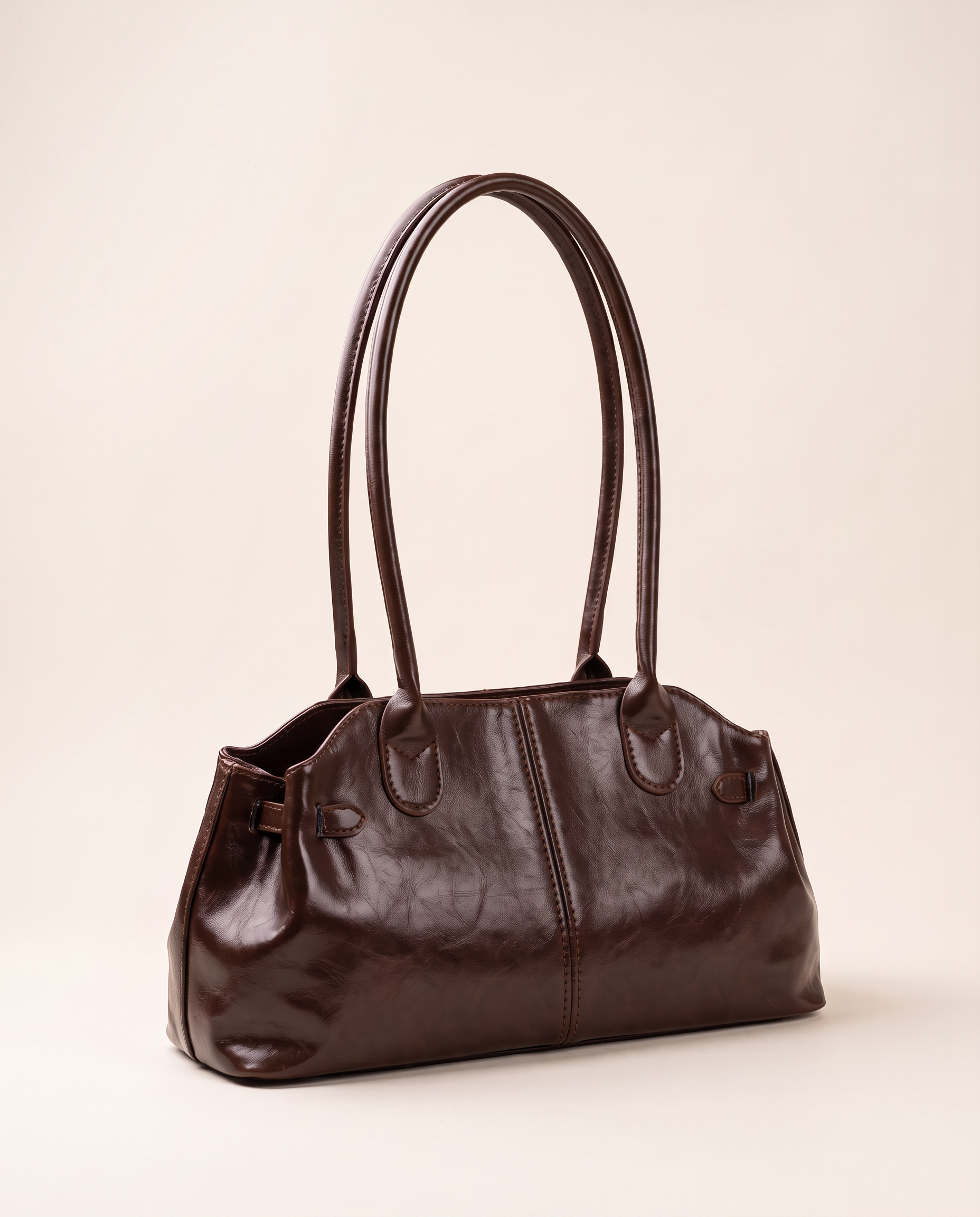 Bolso de hombro Aura de CASVELO en piel encerada chocolate